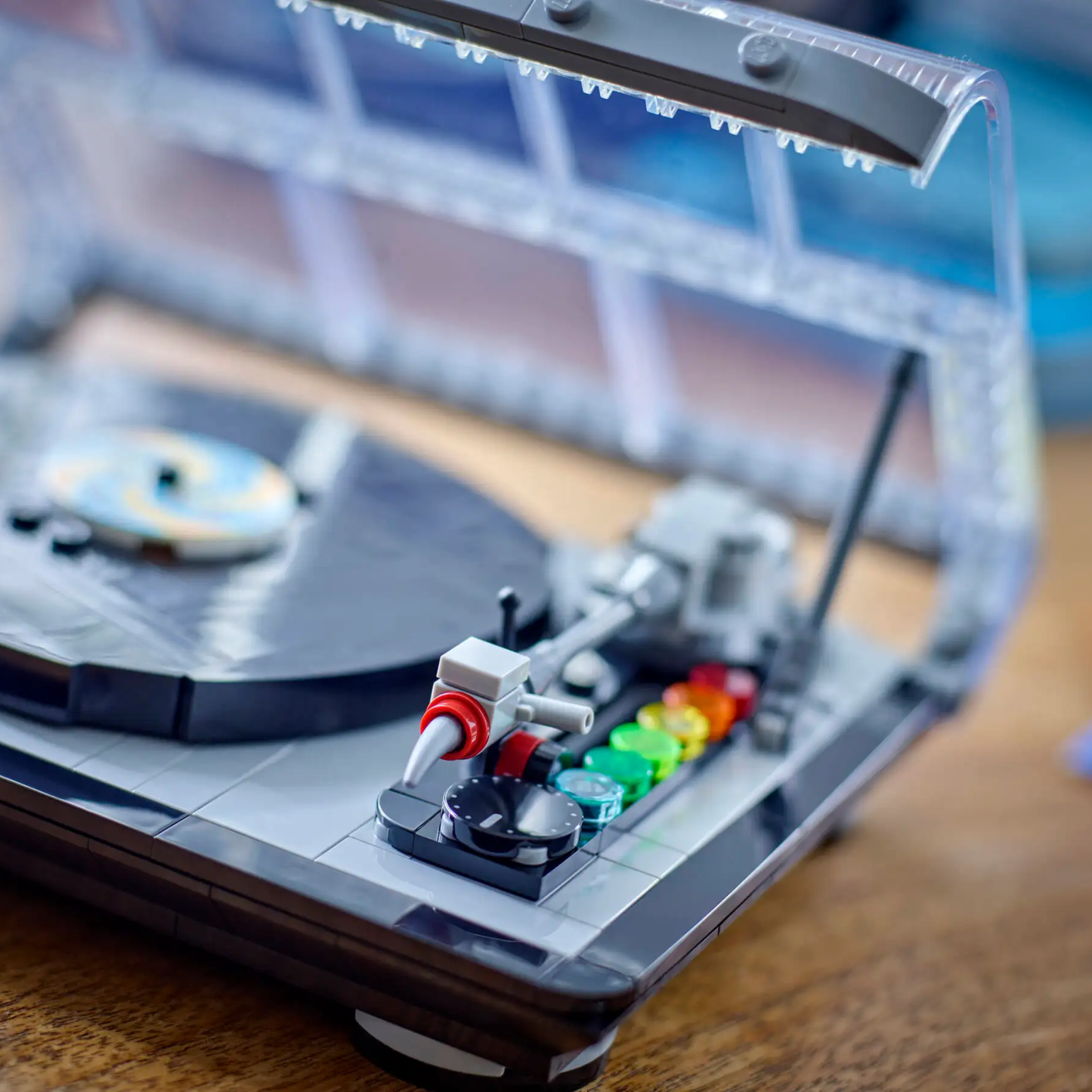 Retro Record Player - LEGO Set (40699)
