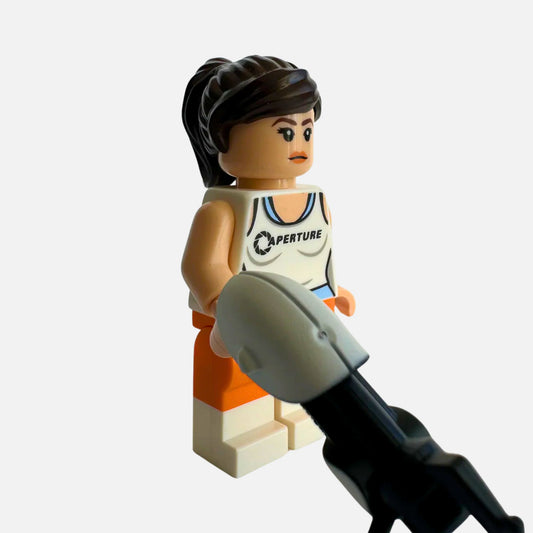 Chell - Portal 2 LEGO Minifigure with Gun